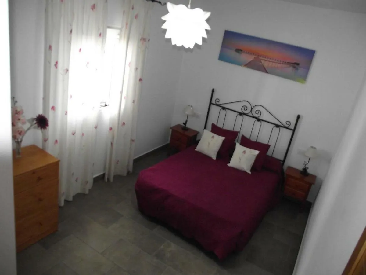 דירות קוניל דה לה פרונטרה Casa Claudia ספרד